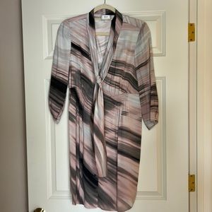 Stunning silk shirt dress with tie